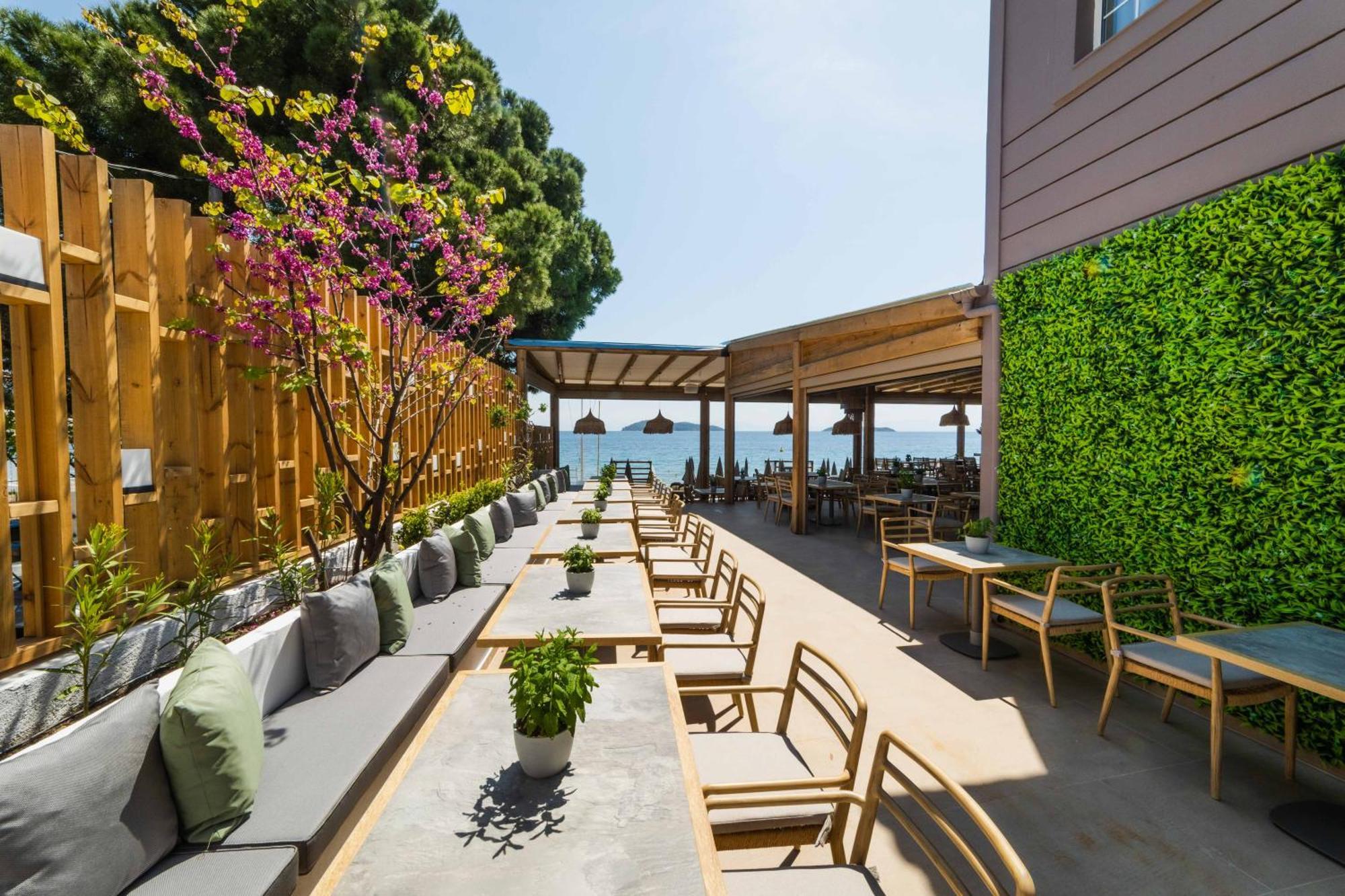 Skiathos Thalassa, Philian Hotels And Resorts Exterior photo